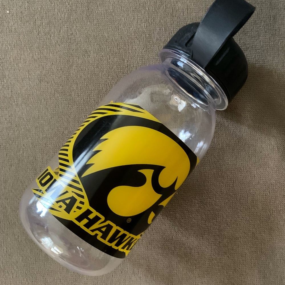 NWOT Hawkeyes Clear Bottle